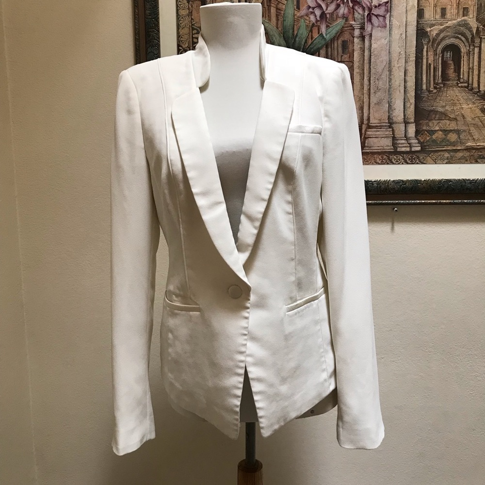 White House Black Market White Vintage Blazer Size 2